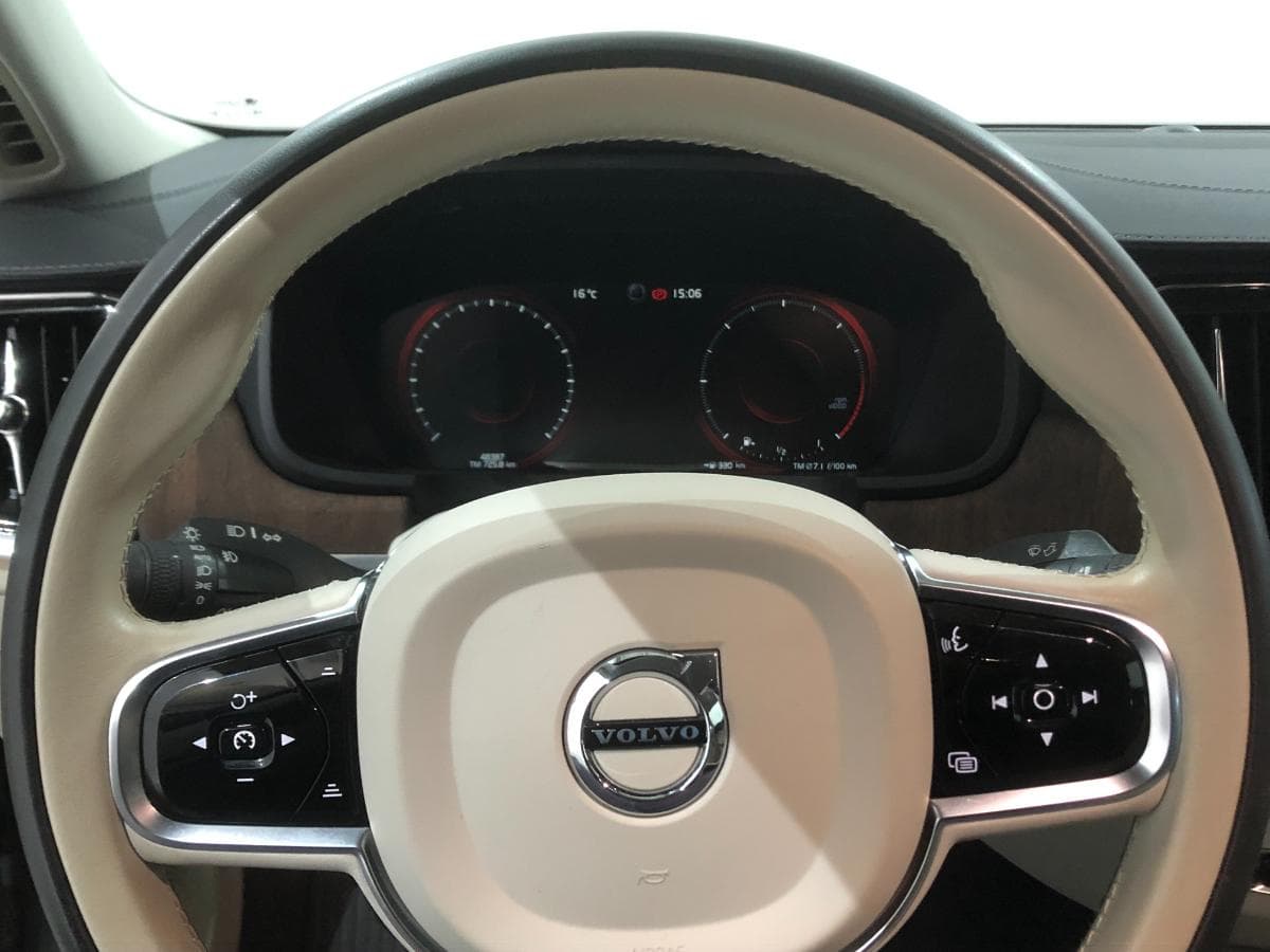 Volvo S90 · Ano 2021 — imagen 25