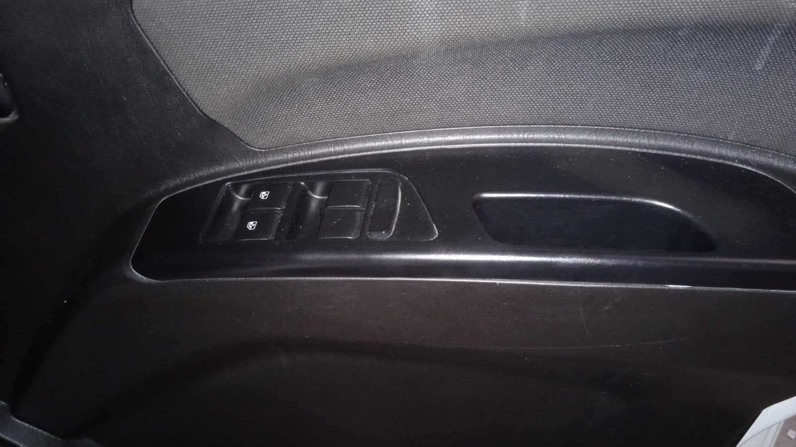 Mahindra Scorpio · — imagem 6