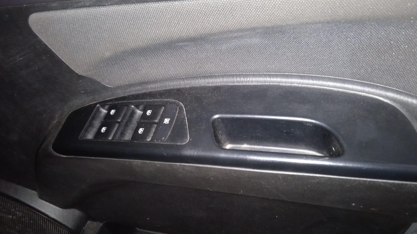Mahindra Scorpio · — imagem 3