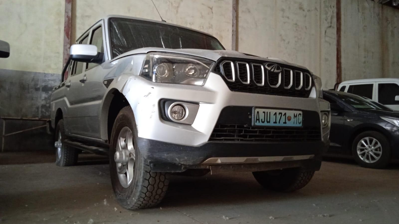Mahindra Scorpio ·