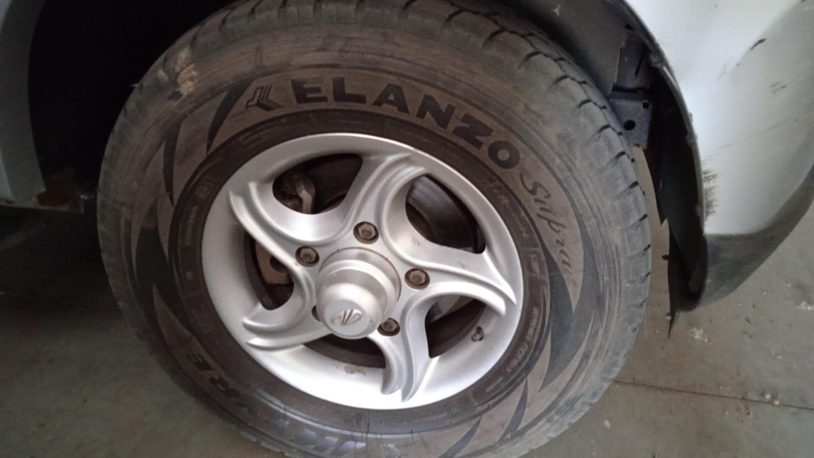 Mahindra Scorpio · — imagem 9