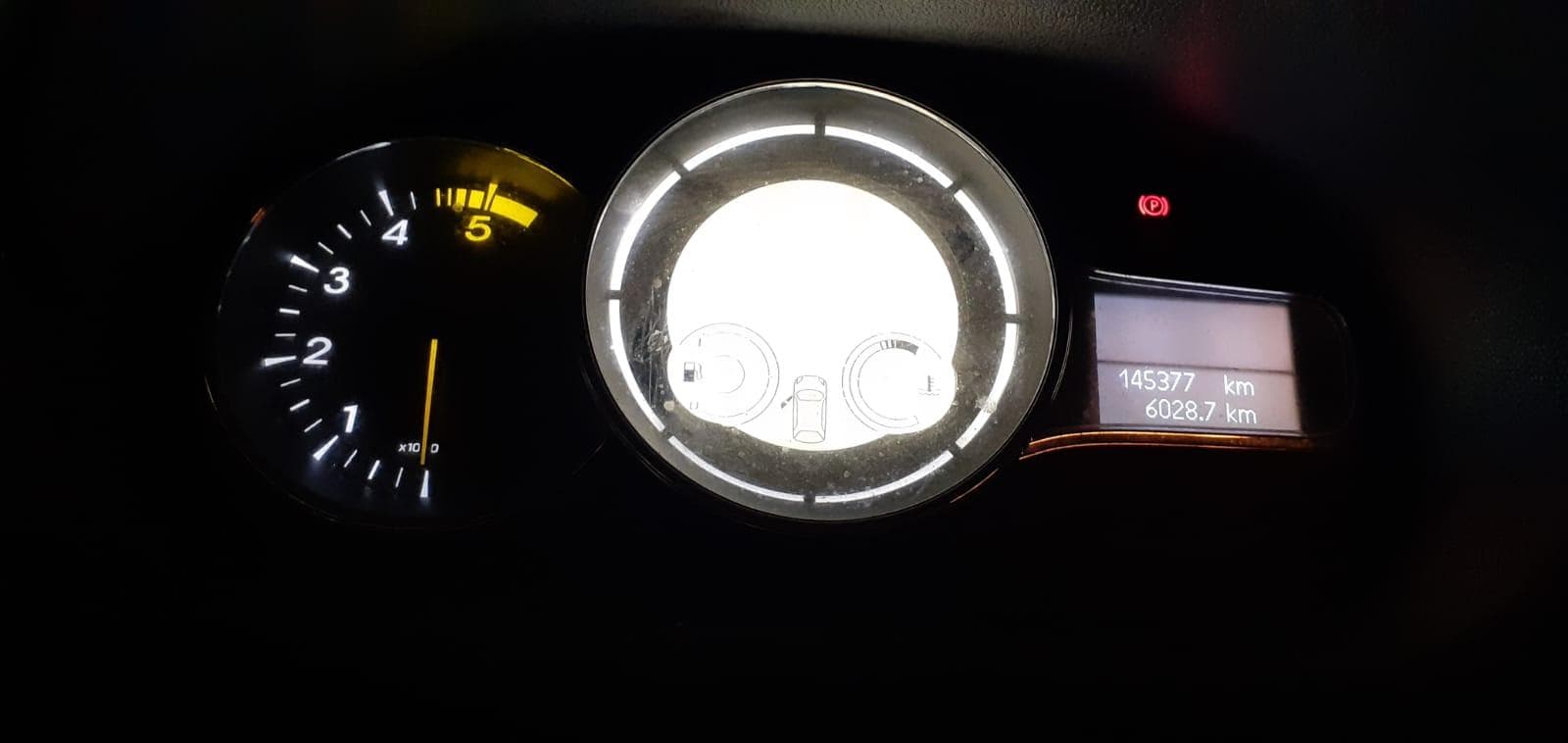 Renault Mégane 1.5DCI · Ano 2014 — imagen 17