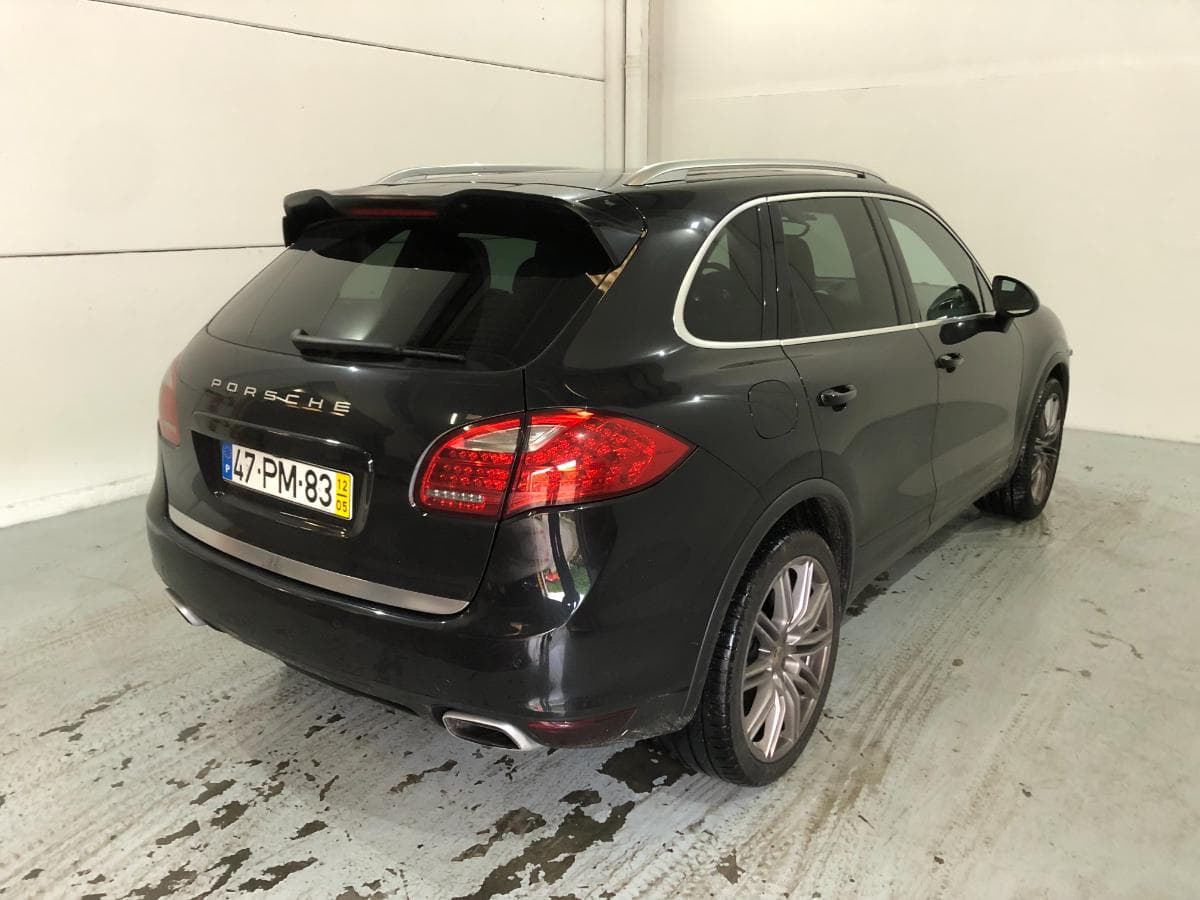 Porsche Cayenne 3.0 D · Ano 2012 — imagen 7