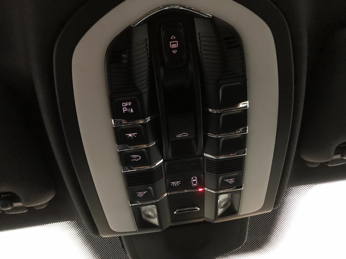 Porsche Cayenne 3.0 D · Ano 2012 — imagen 29