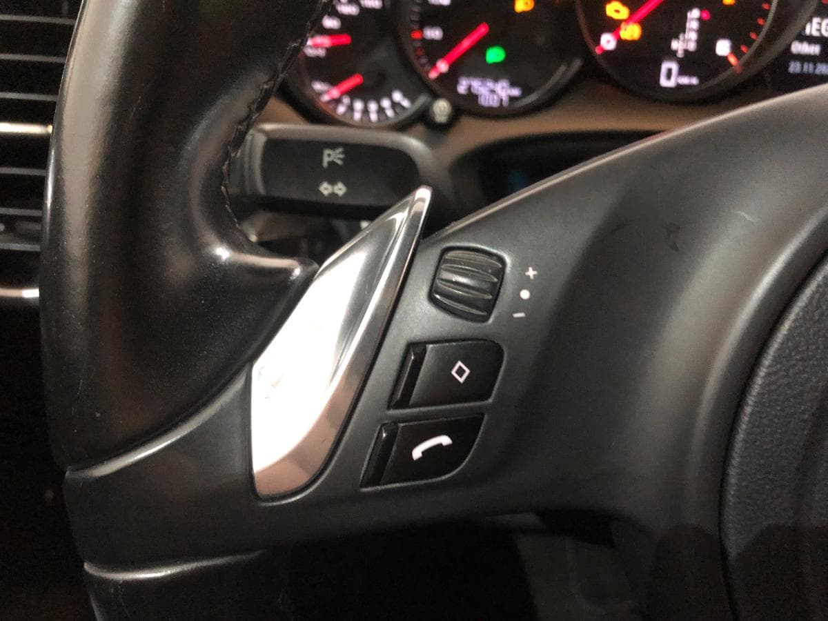 Porsche Cayenne 3.0 D · Ano 2012 — imagen 30