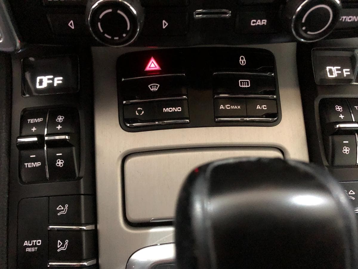 Porsche Cayenne 3.0 D · Ano 2012 — imagen 35