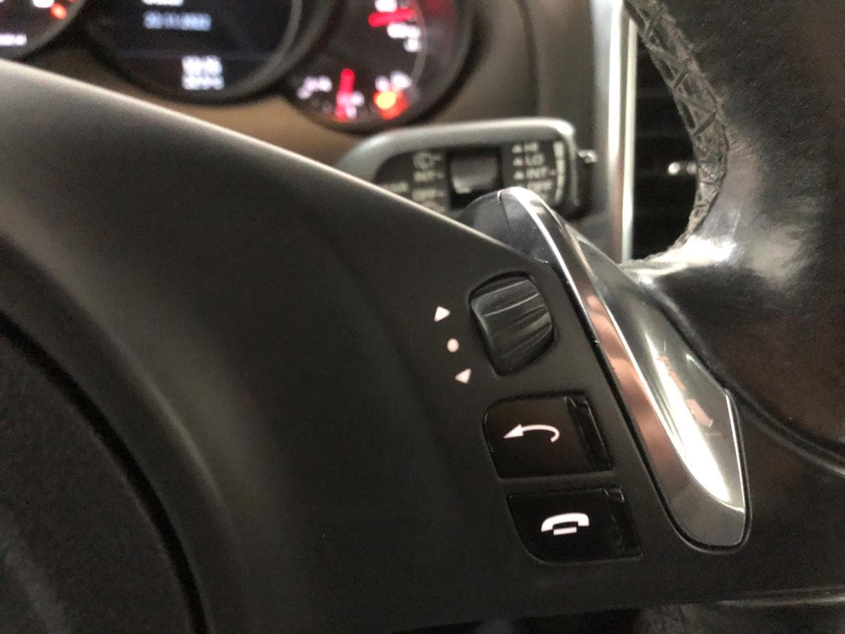 Porsche Cayenne 3.0 D · Ano 2012 — imagen 37