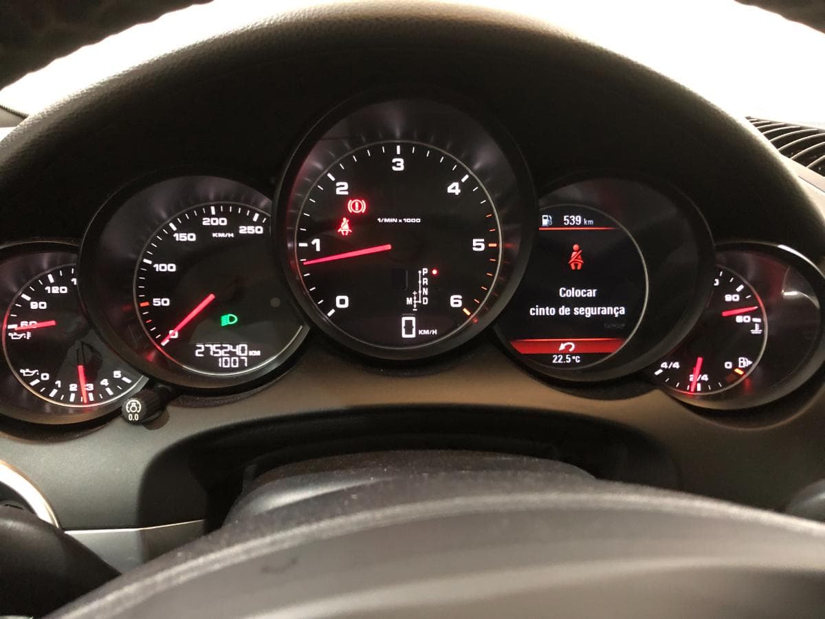 Porsche Cayenne 3.0 D · Ano 2012 — imagen 41