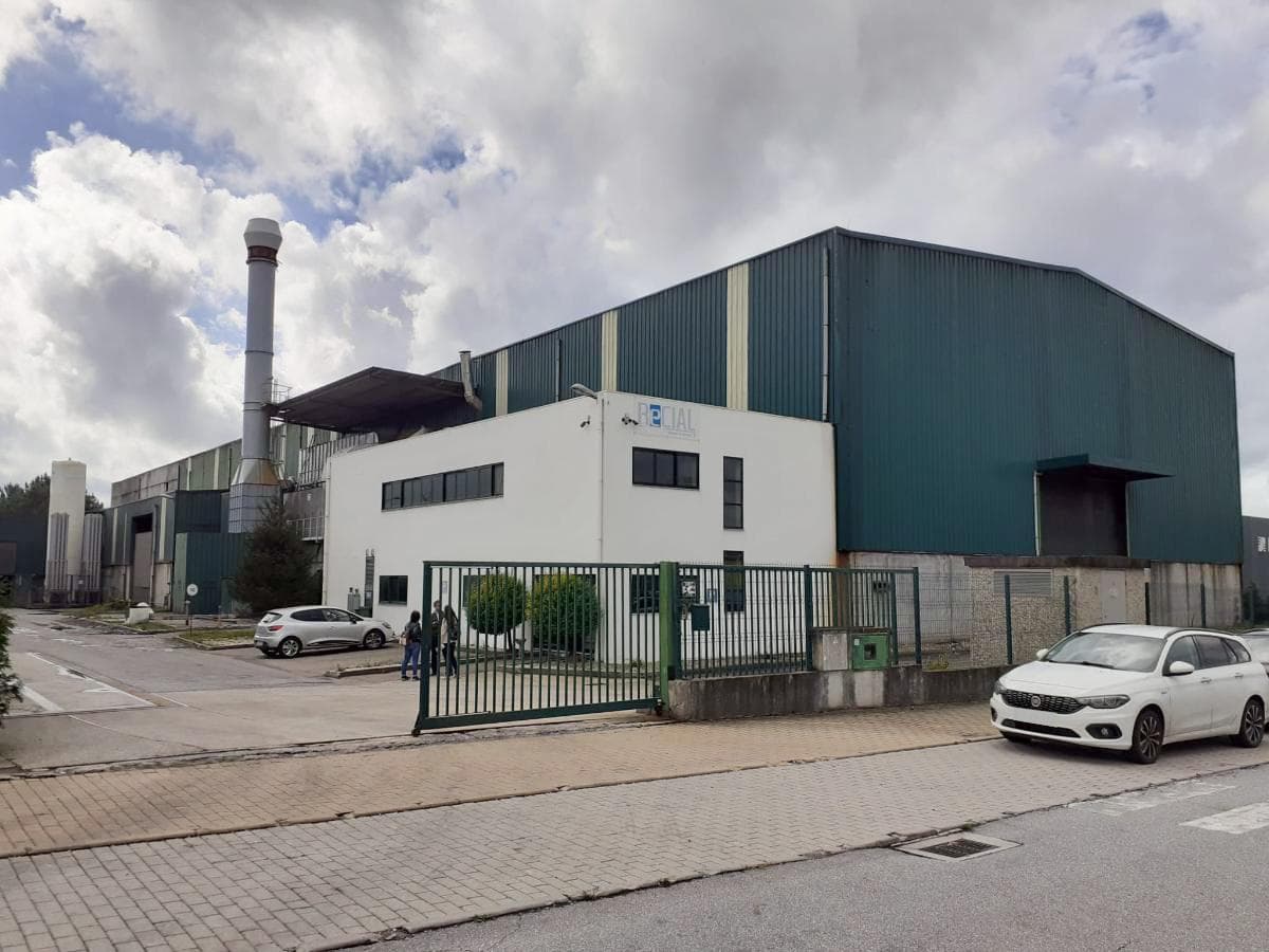 Estabelecimento Comercial · Transformação, reciclagem e refinação de alumínios e outros resíduos · Viana do Castelo — imagem 33