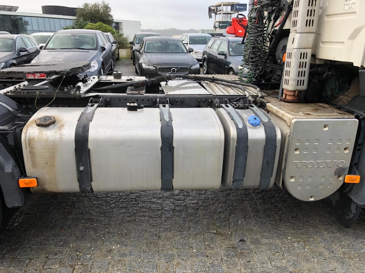 Volvo FMX 460 Ano 2011 · Ano 2011 — imagem 10