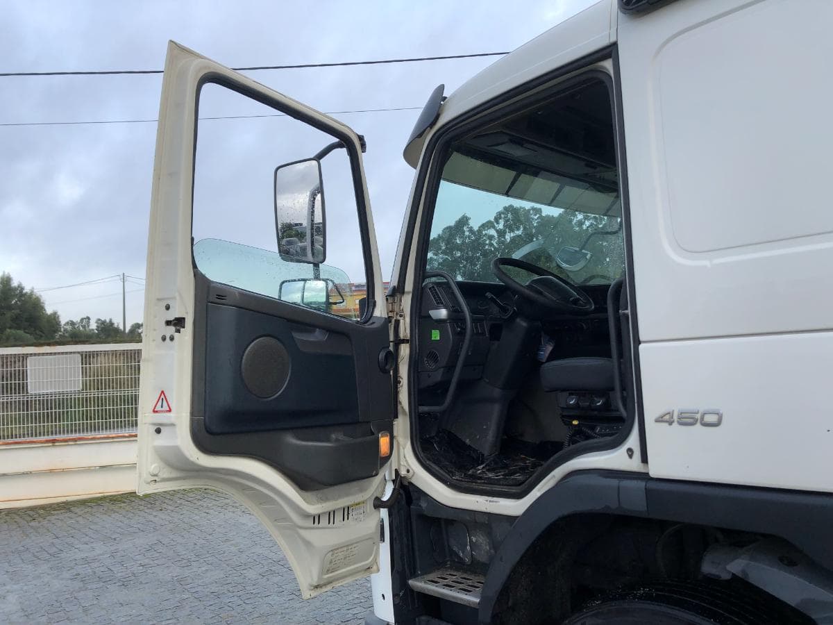 Volvo FMX 460 Ano 2011 · Ano 2011 — imagem 18