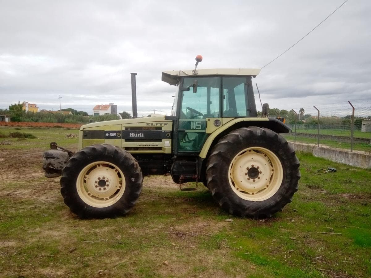 Trator Agrícola Hürlimann H-6115 — imagem 2