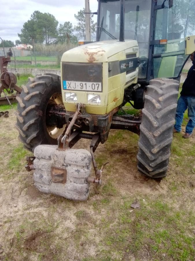 Trator Agrícola Hürlimann H-6115 — imagem 4