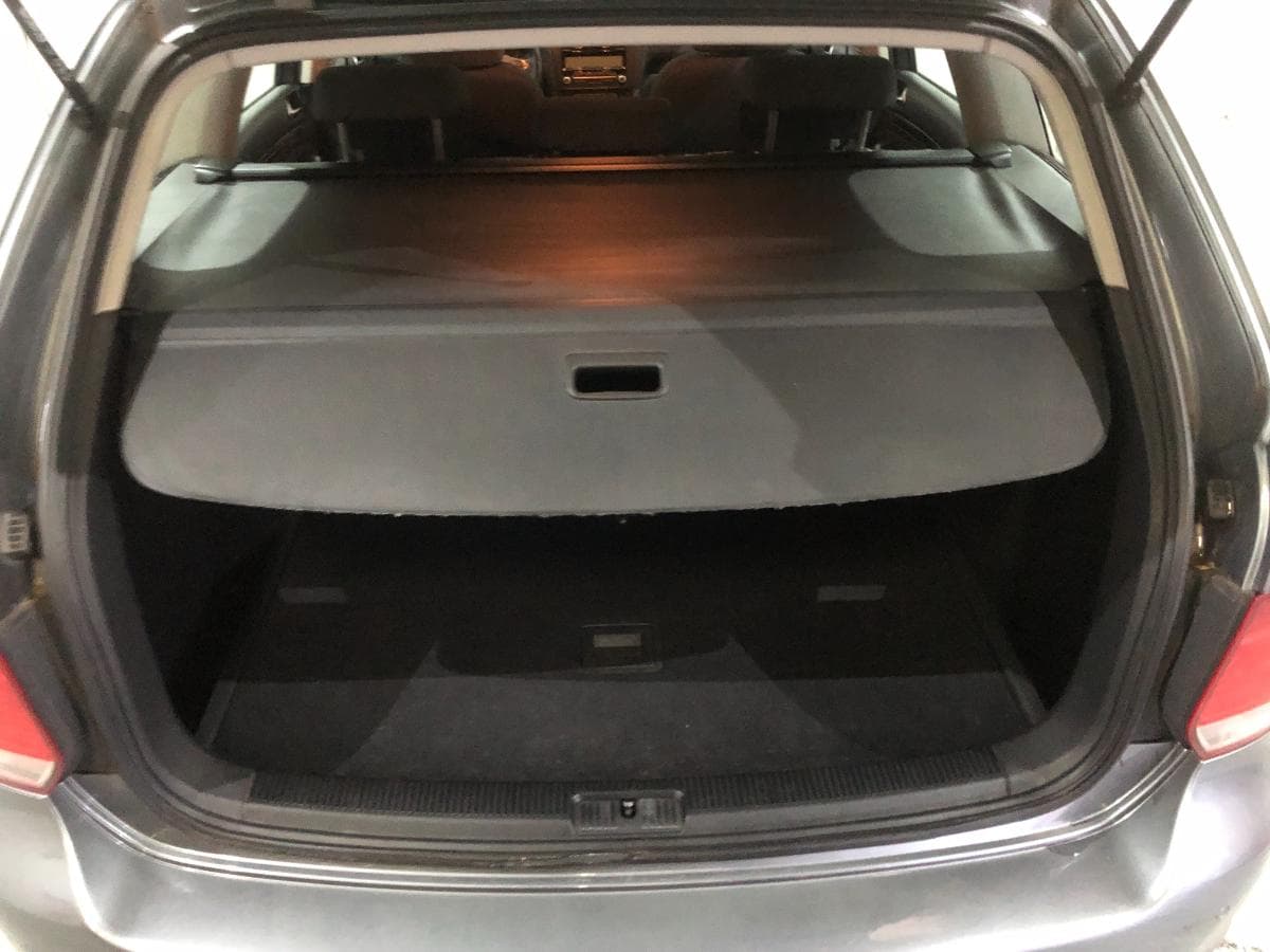 Volkswagen Golf 1.6 TDI · Ano 2010 — image 9