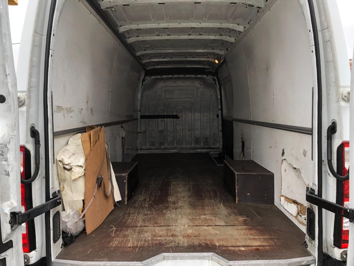 Renault Master · Ano 2010 — imagem 9