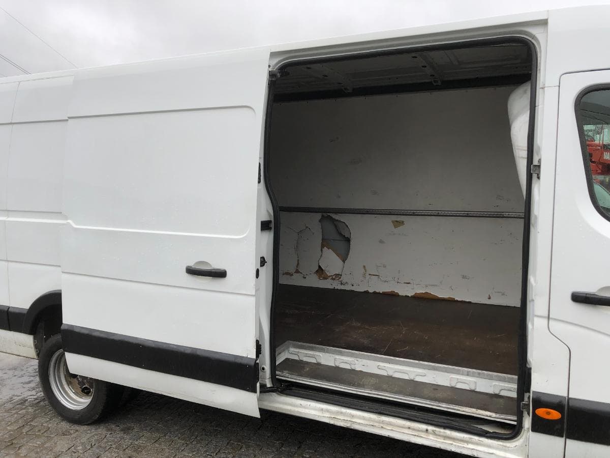 Renault Master · Ano 2010 — imagem 12