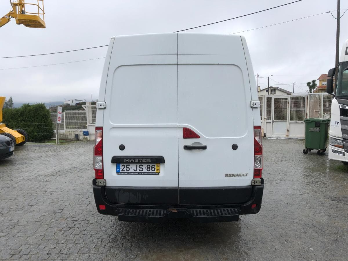 Renault Master · Ano 2010 — imagem 6