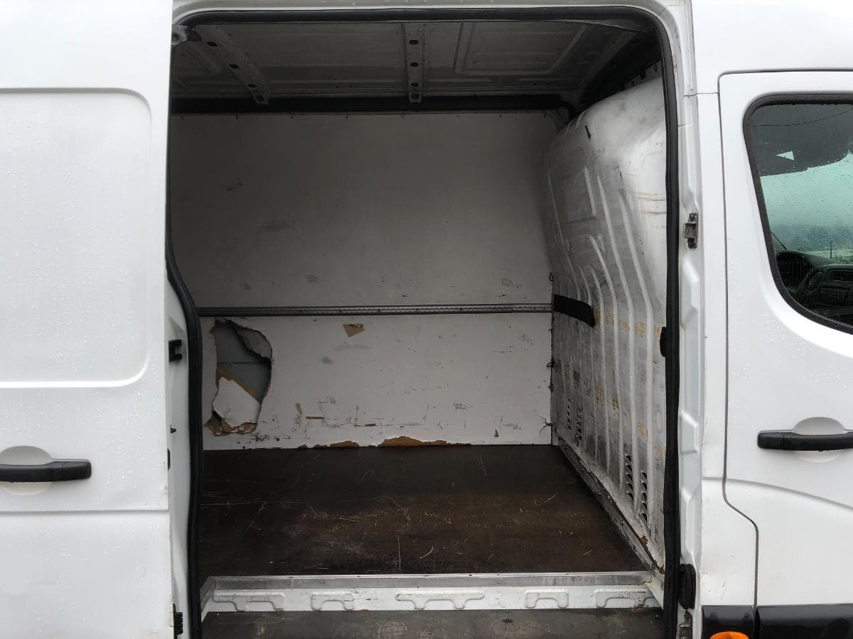 Renault Master · Ano 2010 — imagem 13