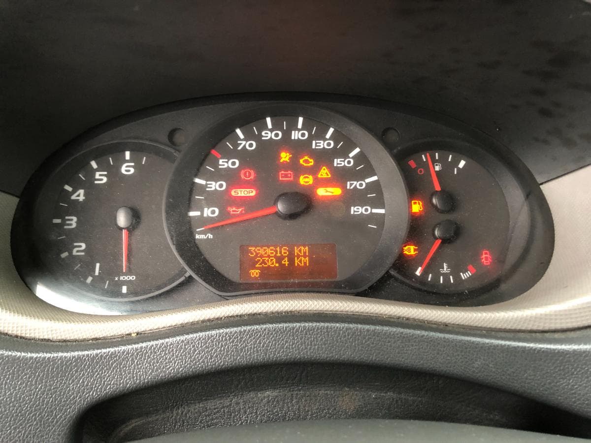 Renault Master · Ano 2010 — imagem 21