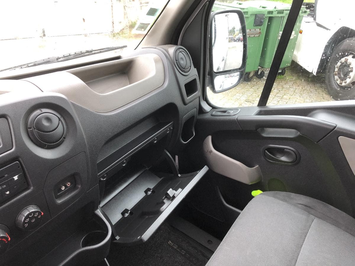 Renault Master · Ano 2010 — imagem 23