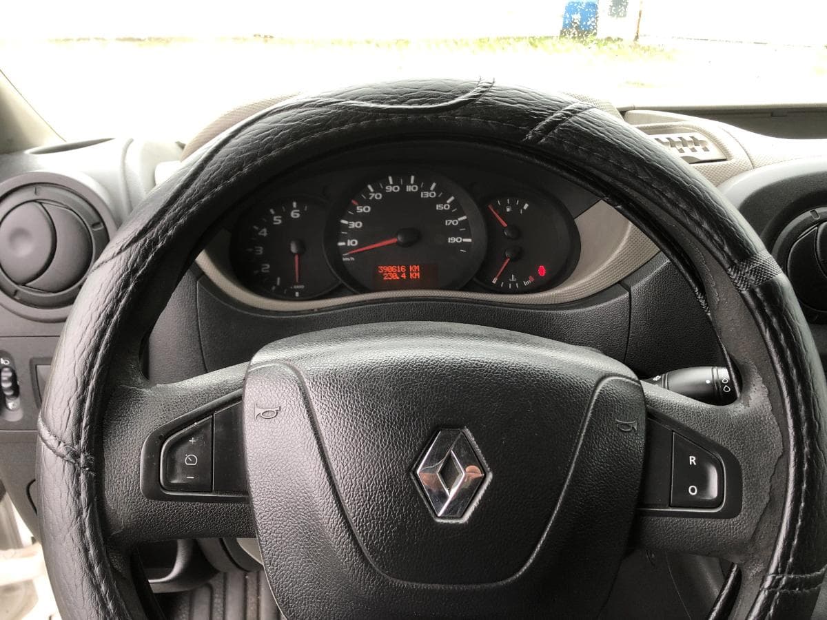 Renault Master · Ano 2010 — imagem 29