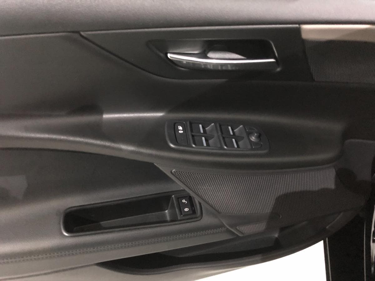 Jaguar XE 2.0 · Ano 2016 — imagen 26