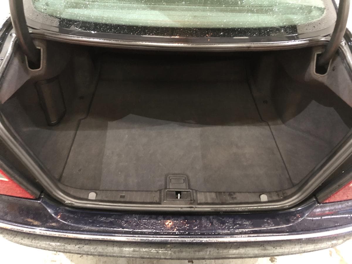 Mercedes-Benz E 270 · Ano 2002 — imagen 10