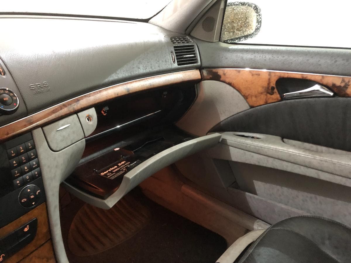 Mercedes-Benz E 270 · Ano 2002 — imagen 23