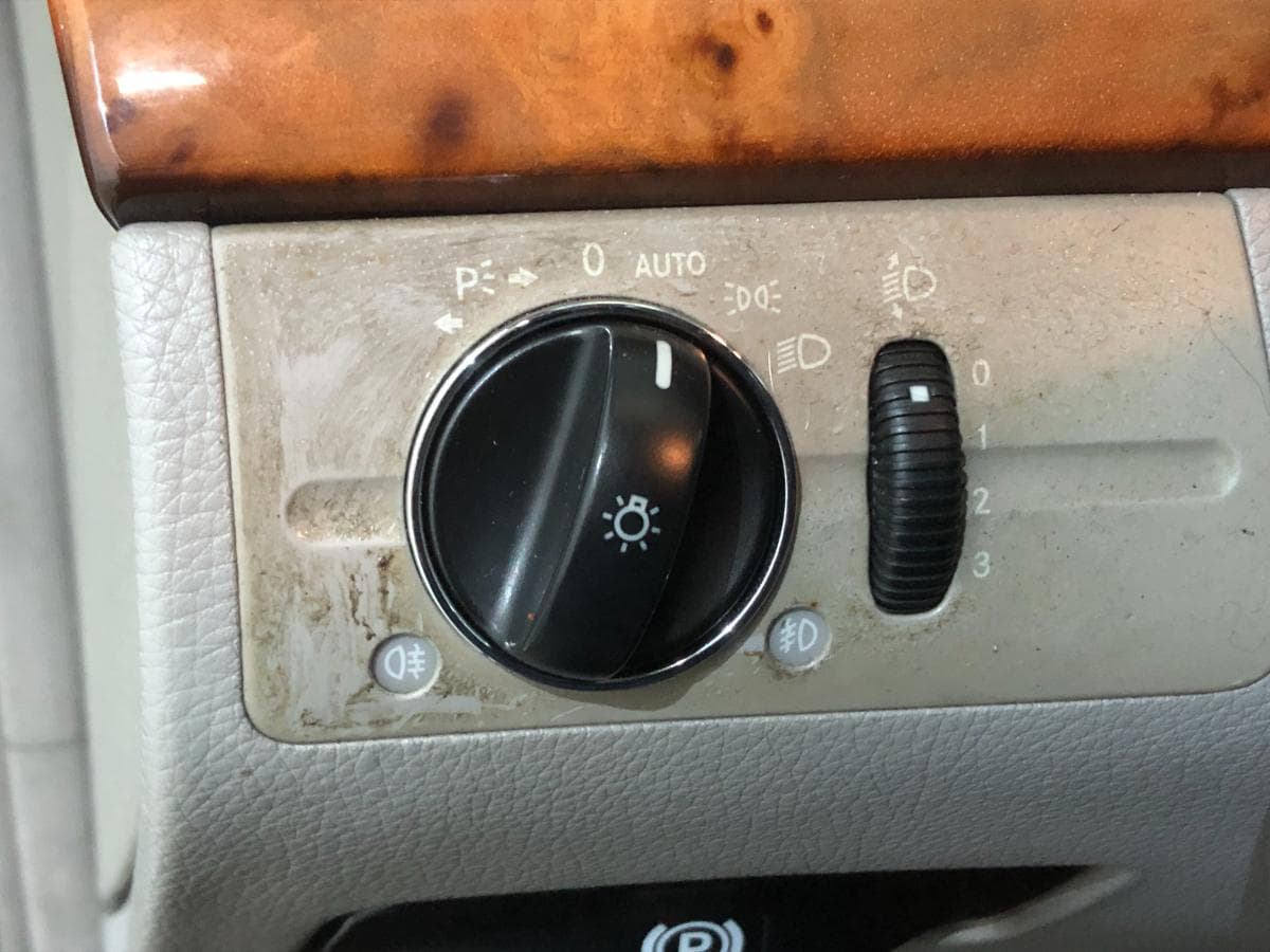 Mercedes-Benz E 270 · Ano 2002 — imagen 35