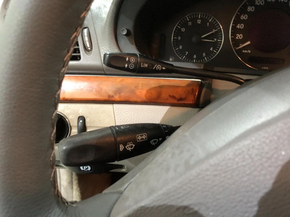 Mercedes-Benz E 270 · Ano 2002 — imagen 39