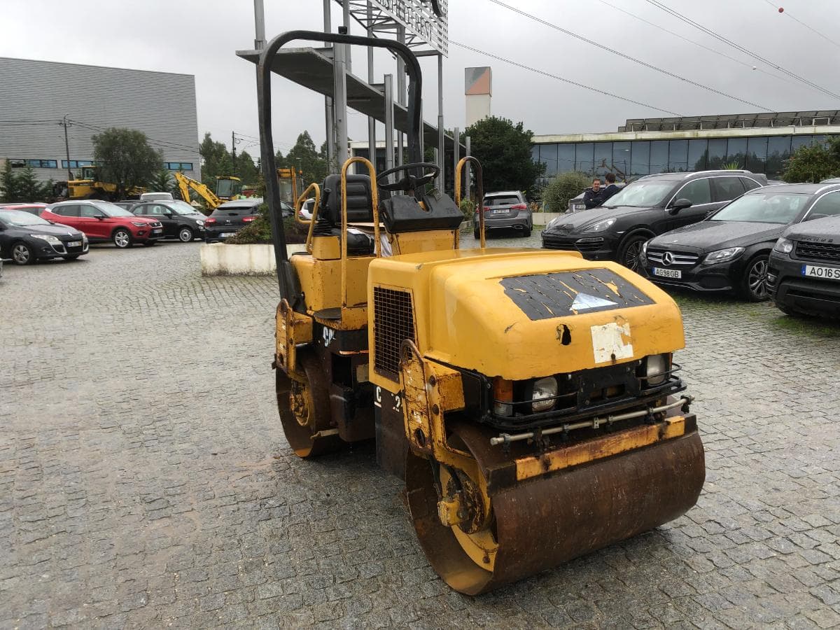 Cilindro CAT CB-224D — imagem 1