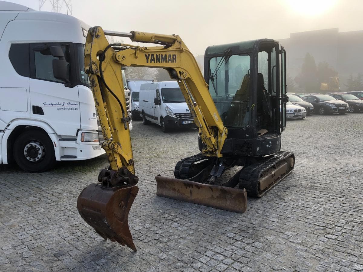 Mini giratória Yanmar Vio35 — imagem 3