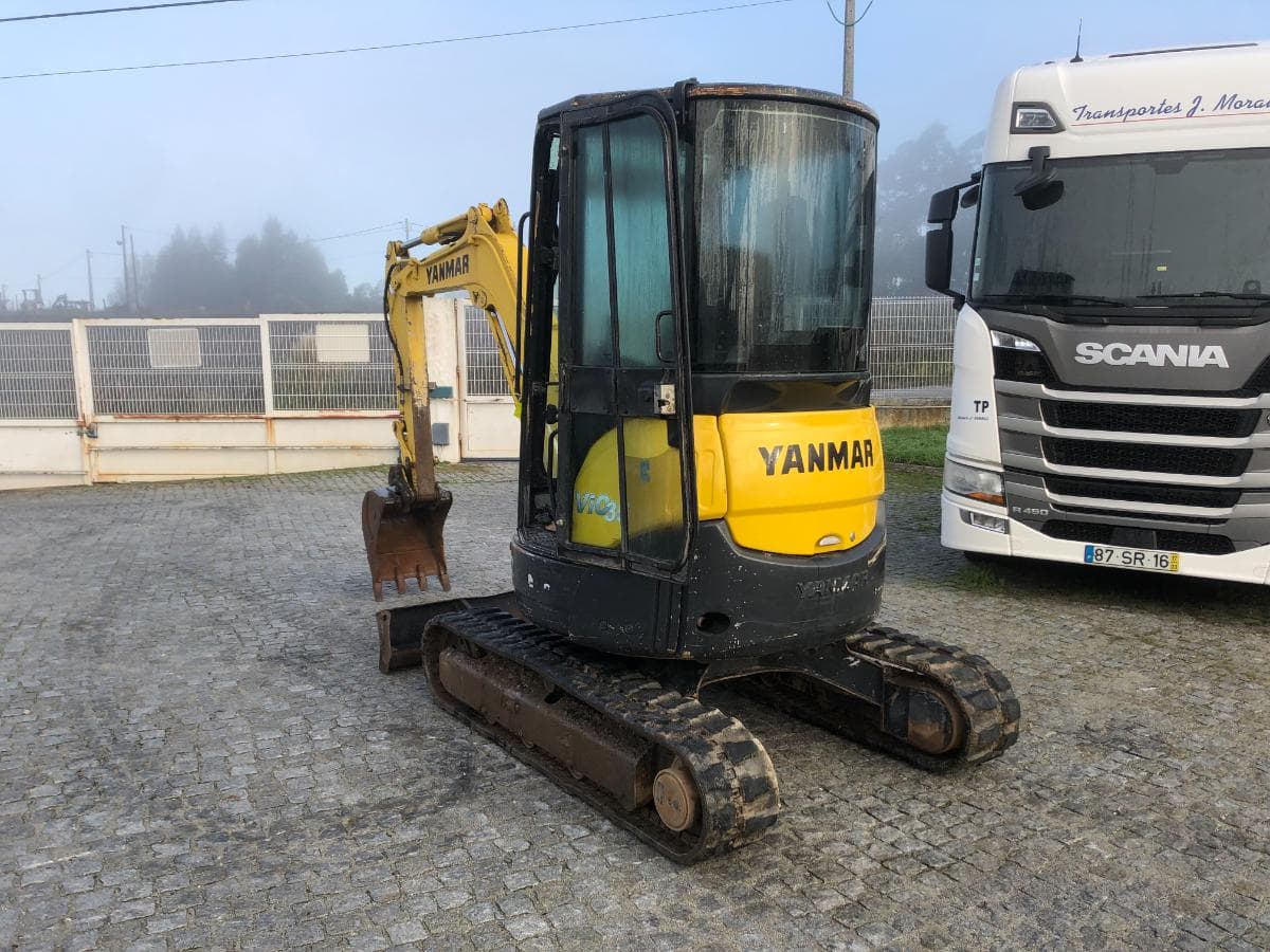 Mini giratória Yanmar Vio35 — imagem 4