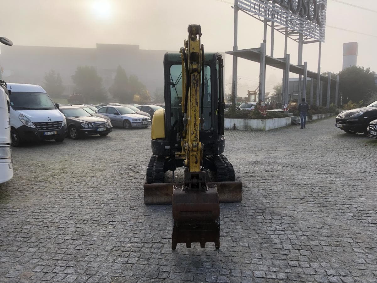 Mini giratória Yanmar Vio35 — imagem 2