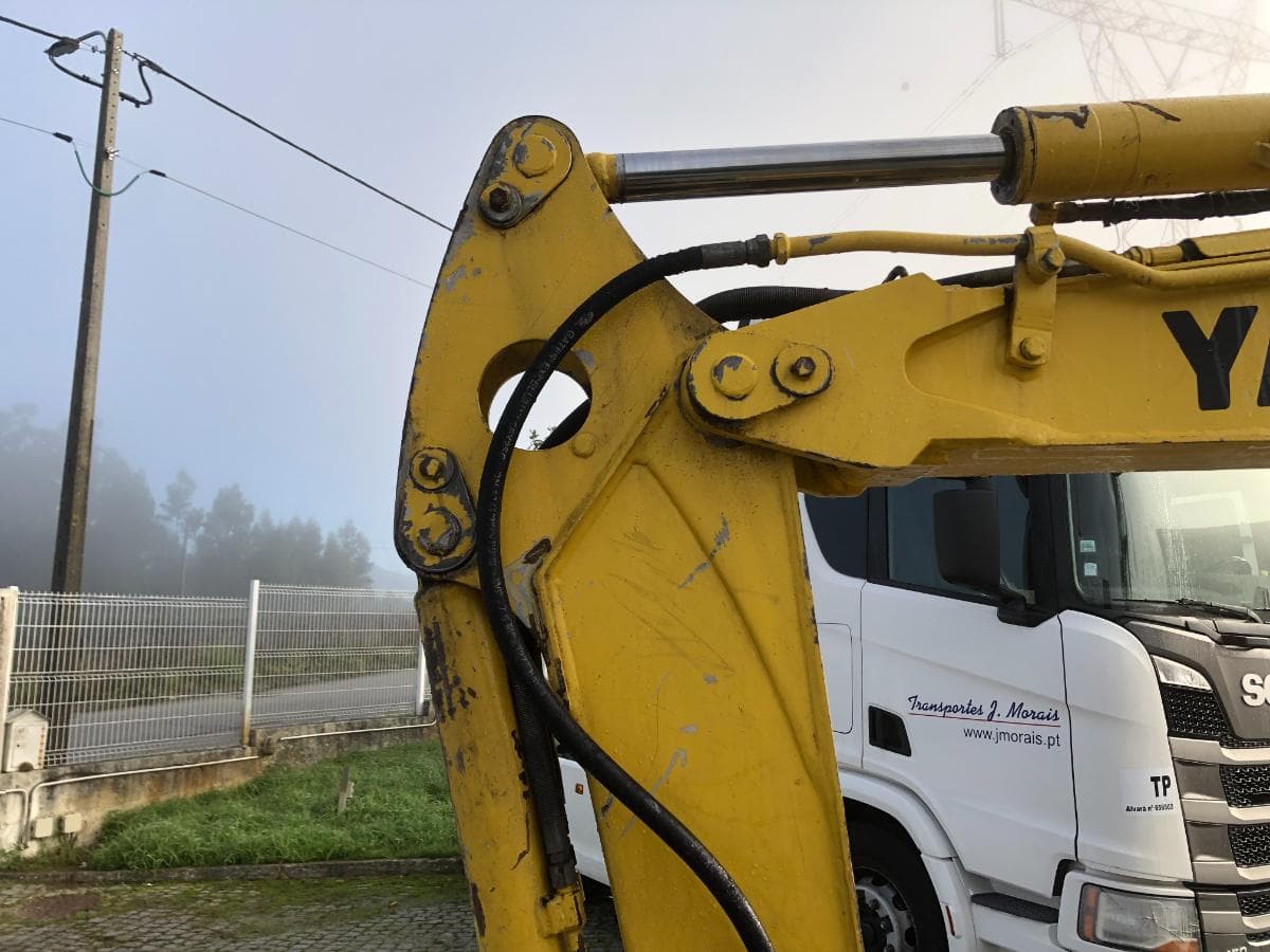 Mini giratória Yanmar Vio35 — imagem 13