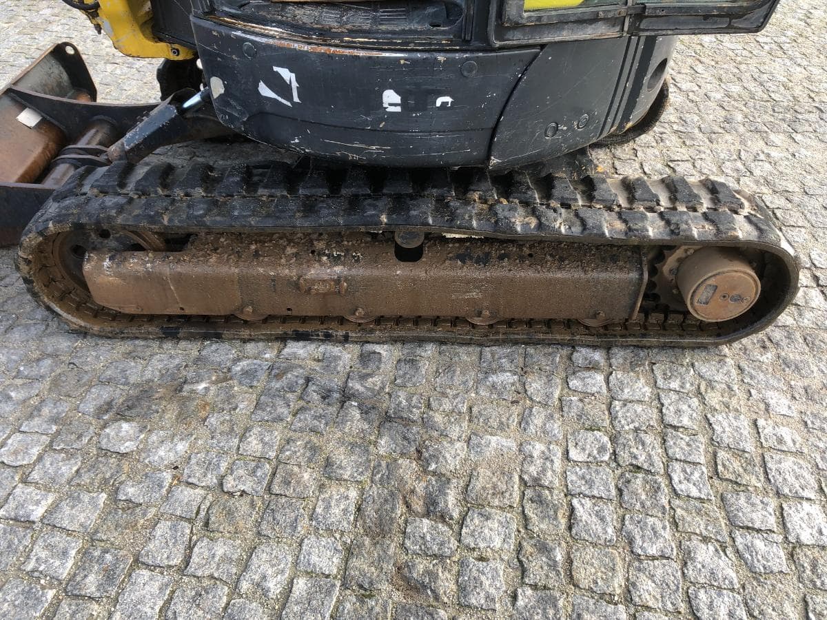 Mini giratória Yanmar Vio35 — imagem 17