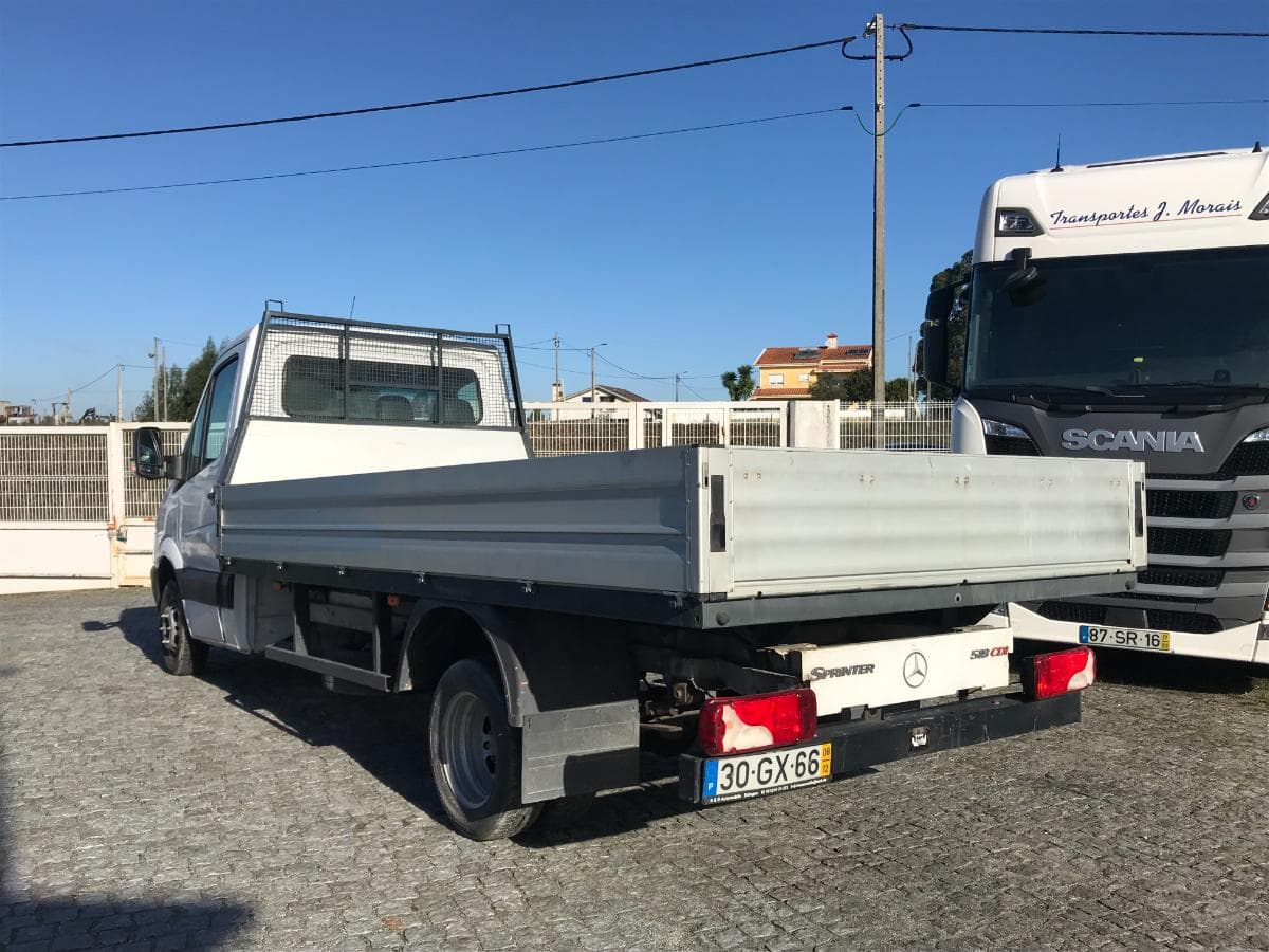 Mercedes-Benz Sprinter 518CDI · Ano 2008 — imagen 6