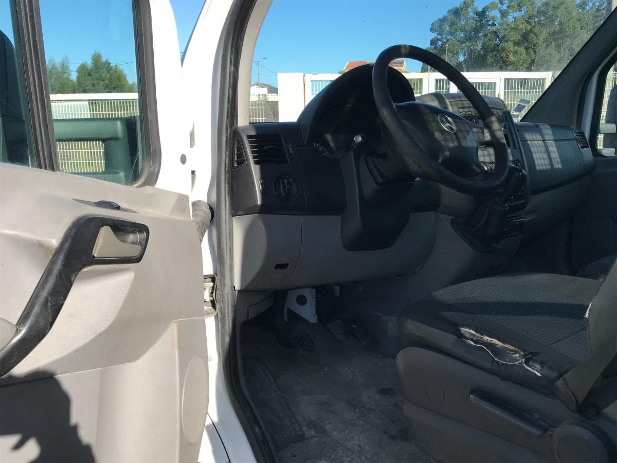 Mercedes-Benz Sprinter 518CDI · Ano 2008 — imagen 16