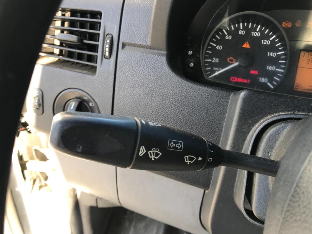 Mercedes-Benz Sprinter 518CDI · Ano 2008 — imagen 24