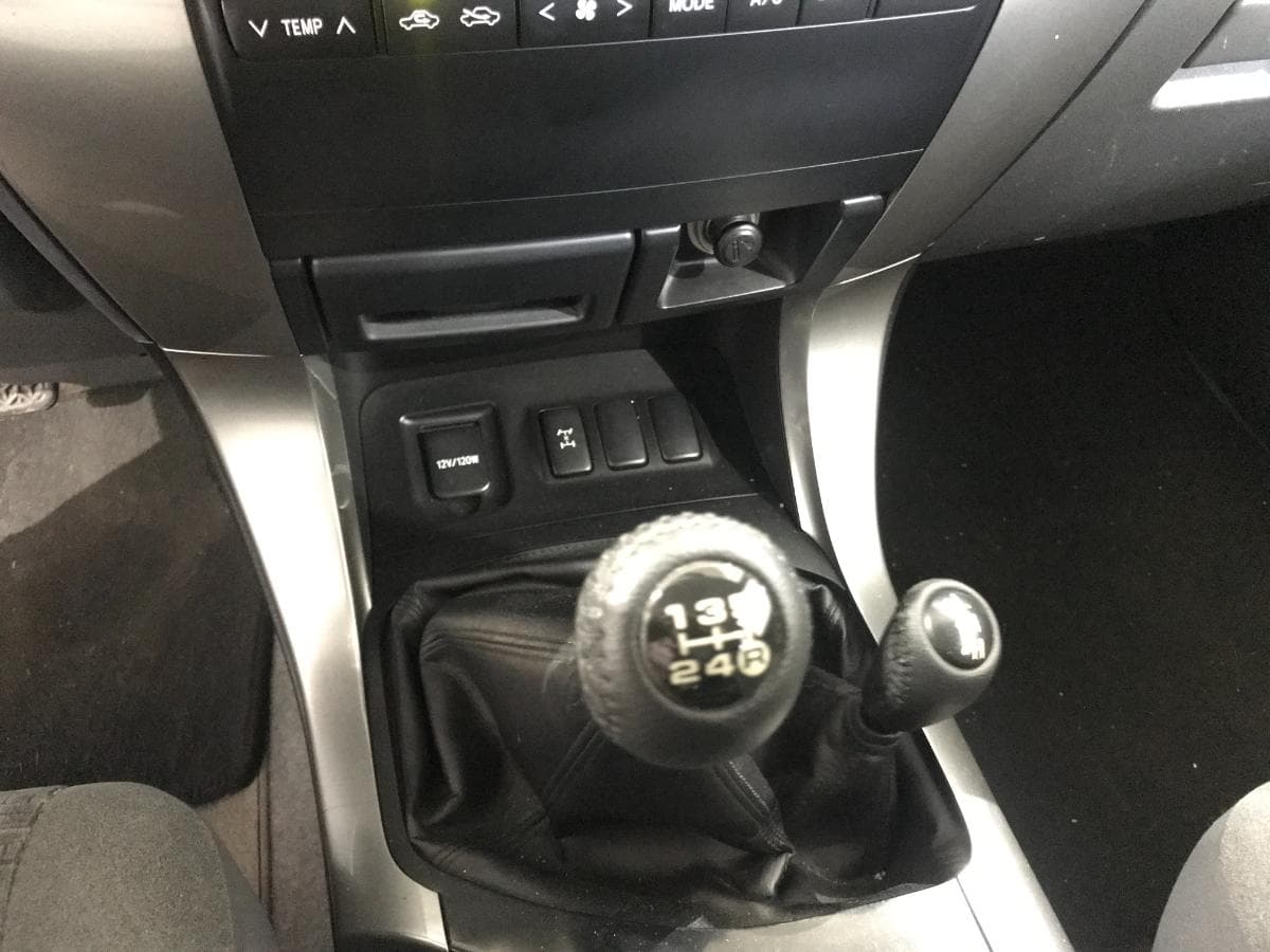 Toyota Land Cruiser 3.0 D4D · Ano 2003 — imagen 23