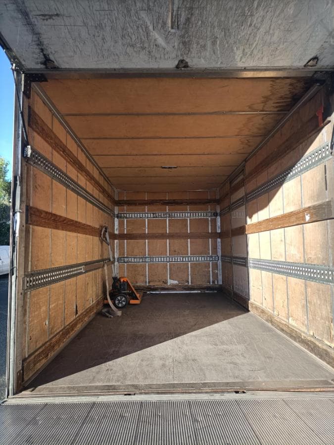 Toyota Dyna 35.33 D4D · Ano 2009 · Plataforma Elevatória — imagen 9