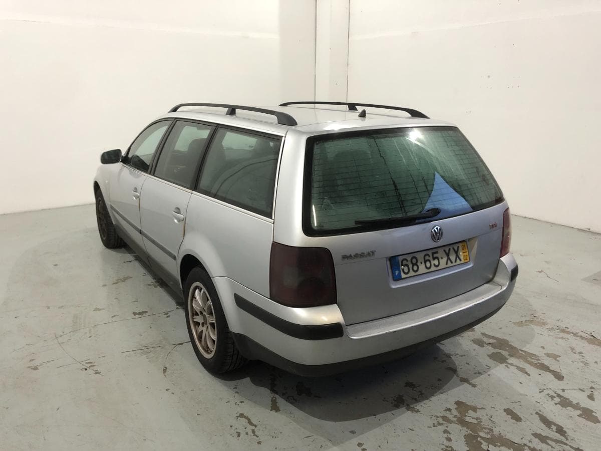 Volkswagen Passat 1.9 TDI· Ano 2001 — imagen 6