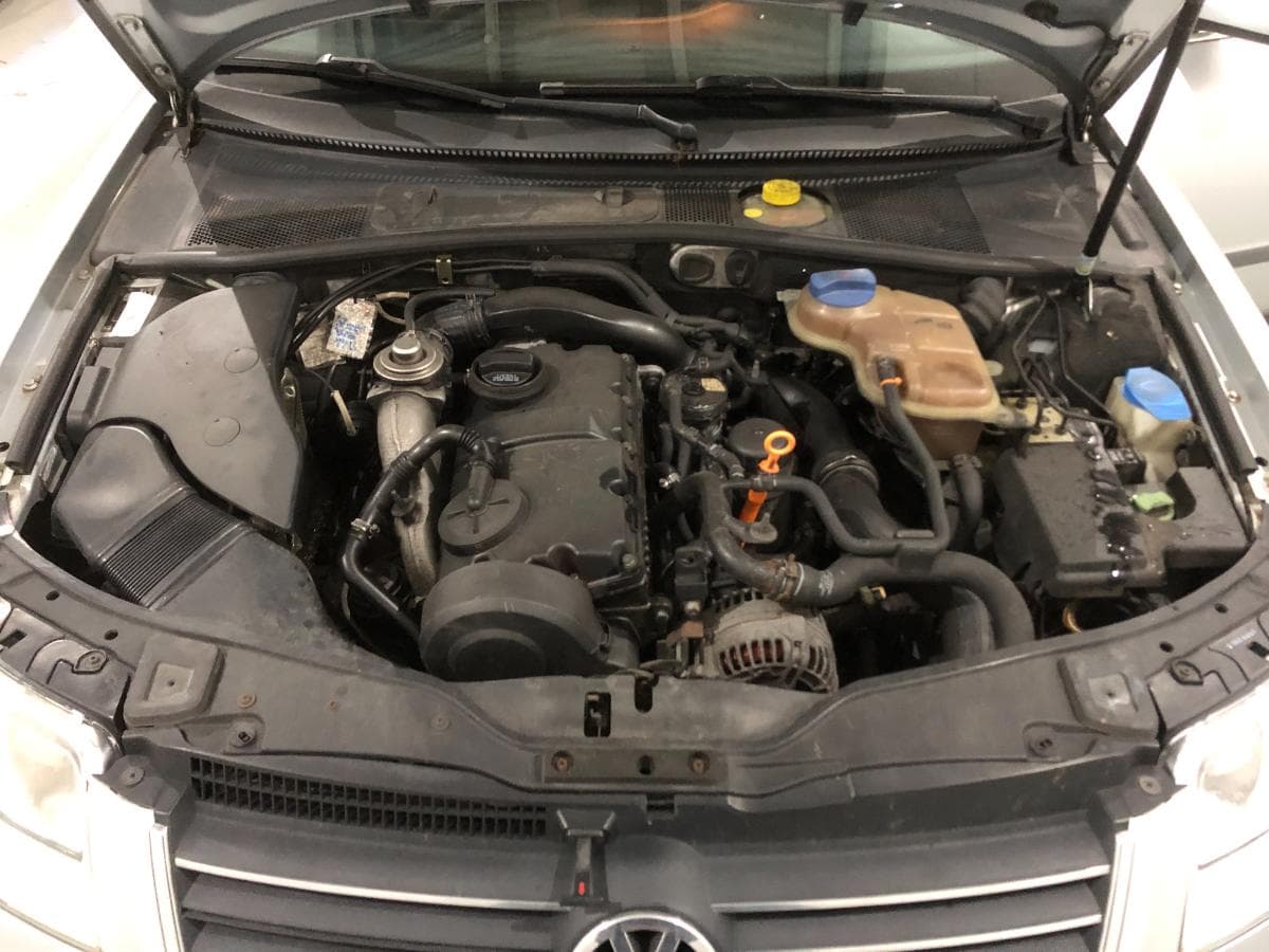 Volkswagen Passat 1.9 TDI· Ano 2001 — imagen 4