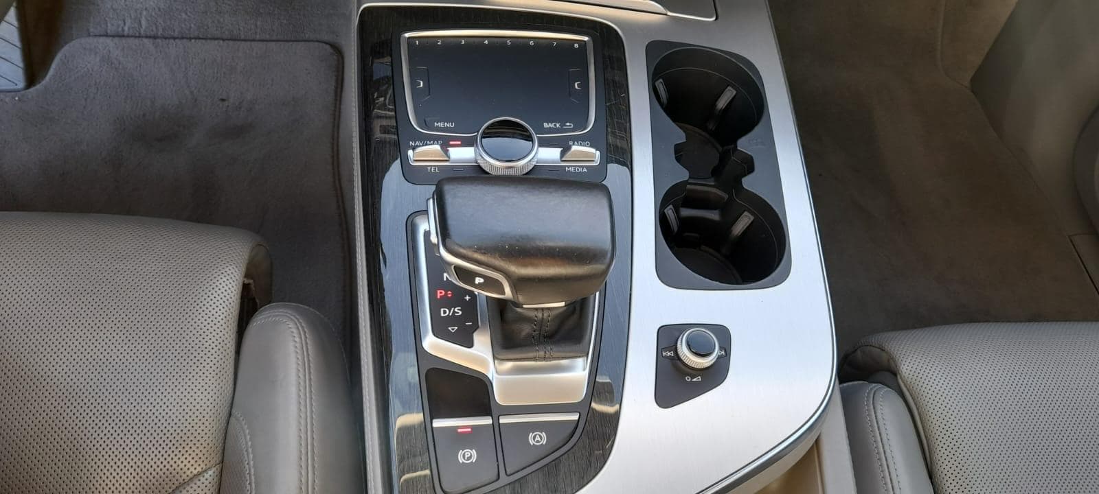 Audi Q7 3.0 TDI - 7 Lugares — imagen 16