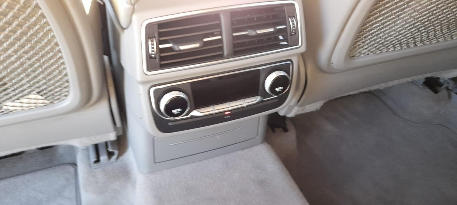 Audi Q7 3.0 TDI - 7 Lugares — imagen 18