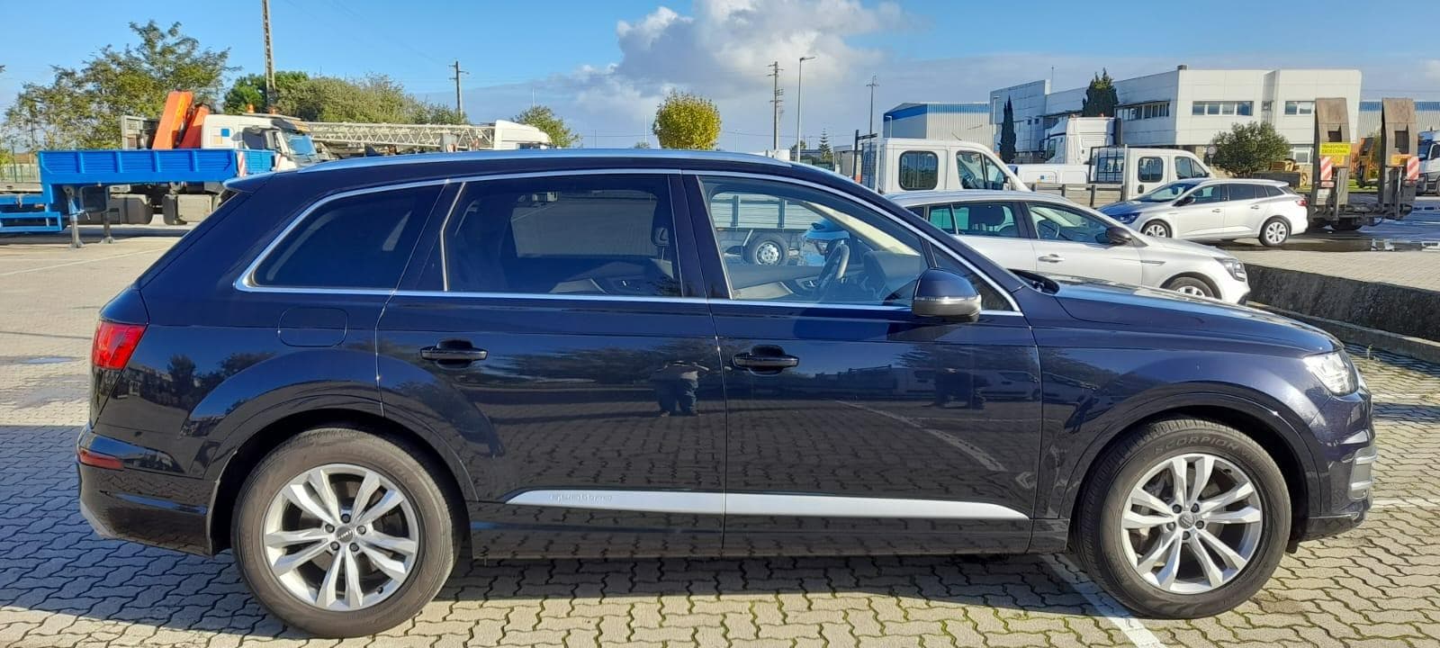 Audi Q7 3.0 TDI - 7 Lugares — imagen 3