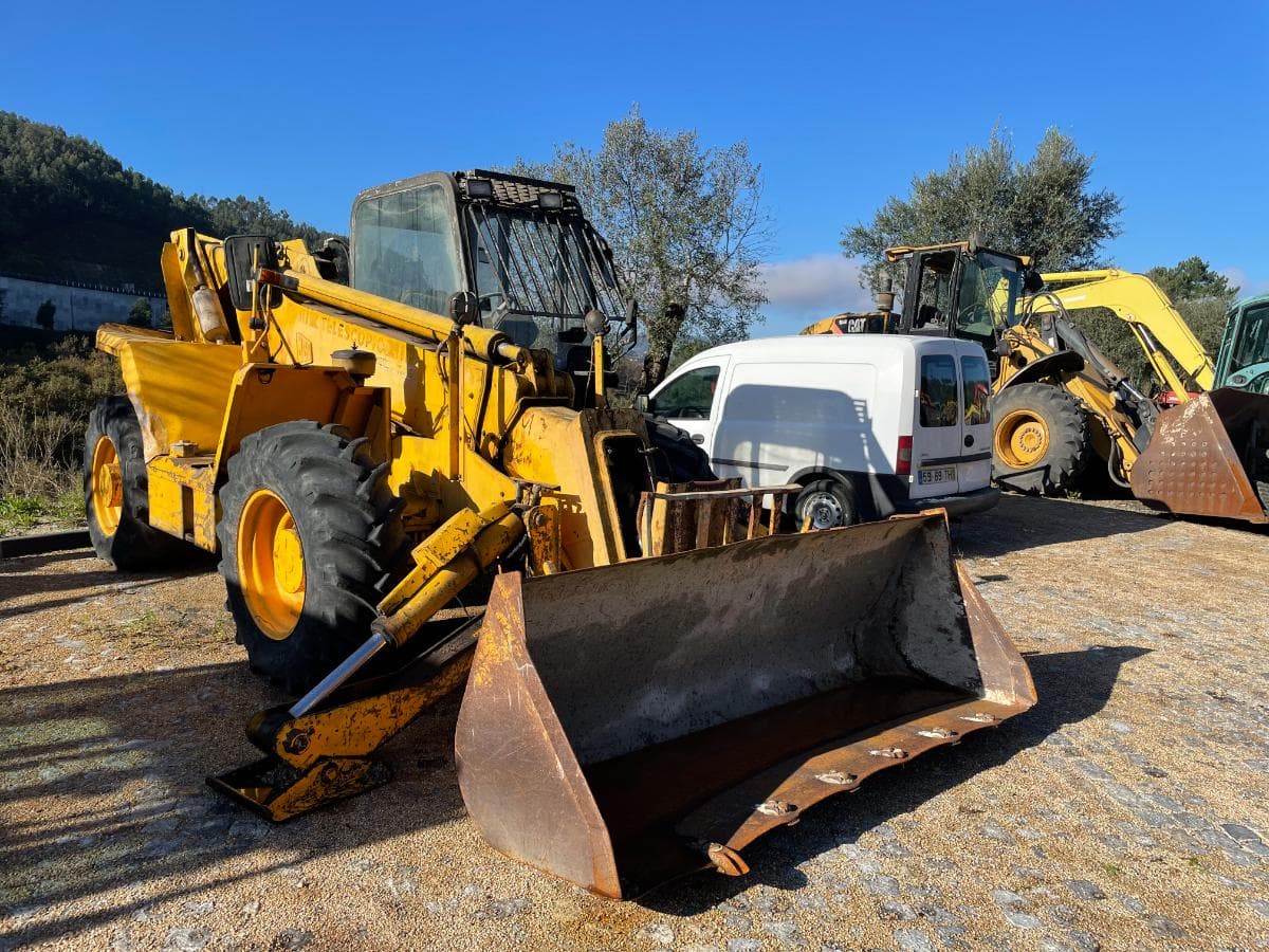 Empilhador Telescópico JCB 530-120 — imagem 1