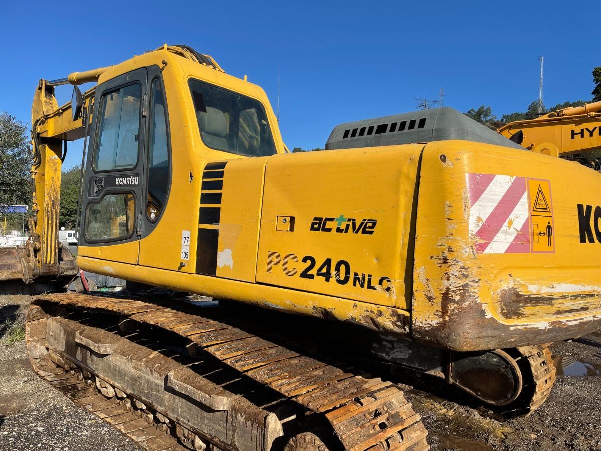 Escavadora Rastos Komatsu PC 240 LC-6K — imagen 3