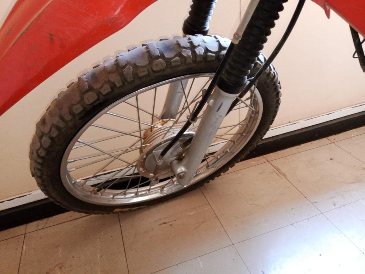 Honda XL125 · — imagem 8