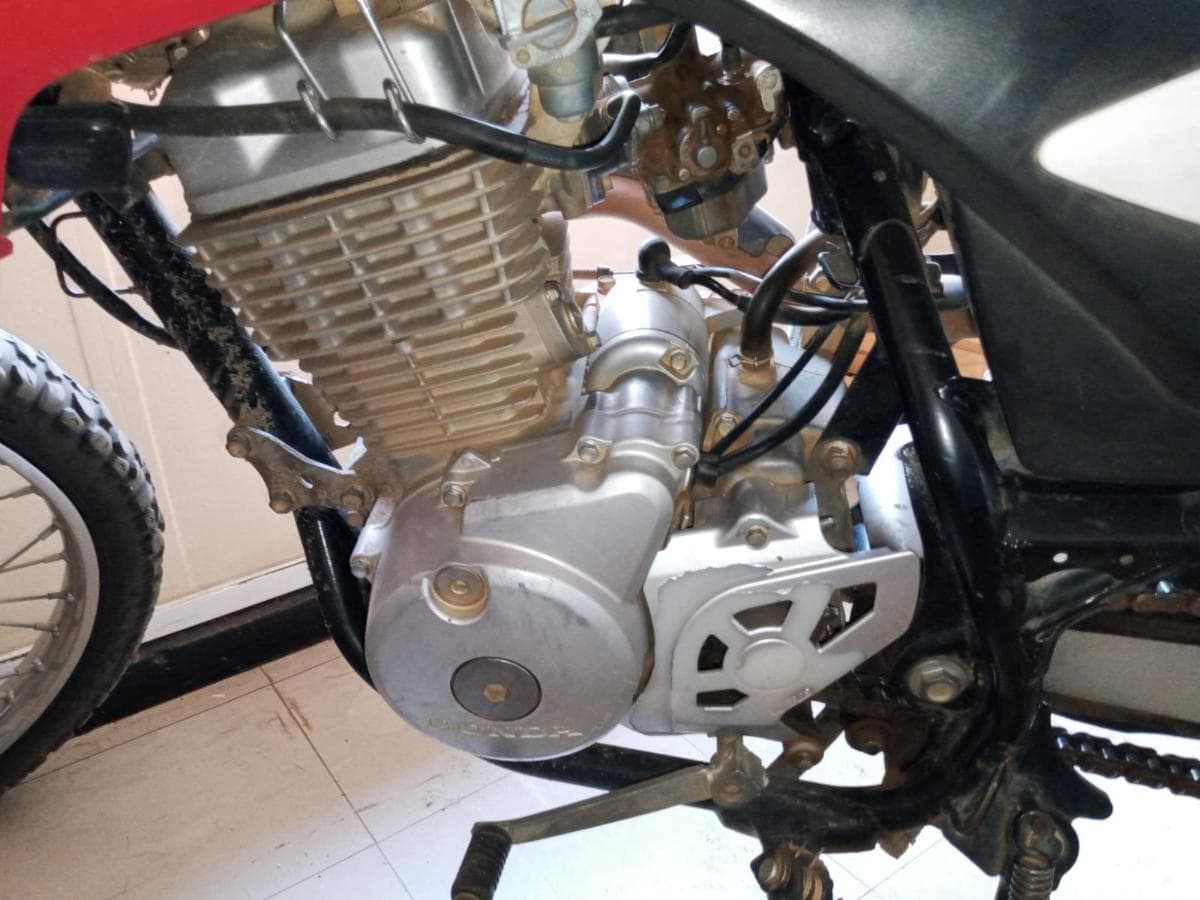 Honda XL125 · — imagem 10